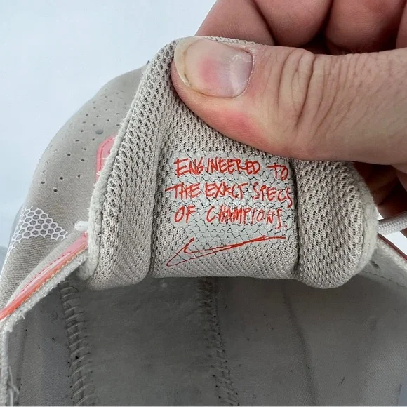 Nike Air-Zoom-Type Crater Beige and Coral Sneakers - Picture 14 of 16